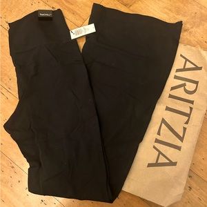 Aritzia black size large flare leggings